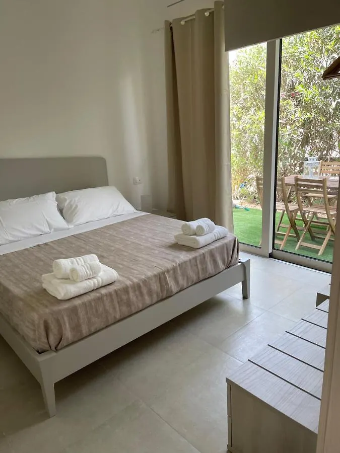 Camping Carratois Portopalo Di Capo Passero Κατάλυμα σε φάρμα